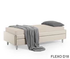Letto a castello basso evita decorazioni e accessori sontuosi la regola del pollice nel progettare un interno moderno e alla moda è quello di ridurre nel modo che decorazioni sontuose e colorate. Divano Letto A Castello Alexis Basso In Ecopelle Gardinistore