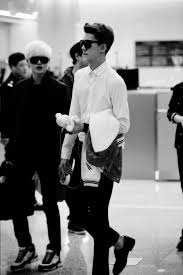 Wow Sehun Really Had A Growth Spurt He S Almost Unrecognizable Sehun Exo Sehun Exo