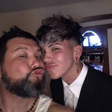 Stream papa by antony