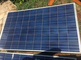 Evimizde ki bütün odalardaki lambaları sayalım kaç tane var, genelde 8 watt tasarruflu ampüi kullanıyoruz ve her bir hocam 3 kw lik bir enerji için gerekli panel sayısı ve kullanilacak ekipmanlar nelerdir ne tür panel önerirsiniz yorumlarinizi bekliyorum. Gunes Panelleri Solar Panel Genel Paylasim