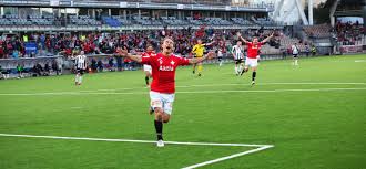 Sauli väisänen is a finnish football defender who plays for italian club chievo and represents the finland for faster navigation, this iframe is preloading the wikiwand page for sauli väisänen. Hifk N Kokoonpano Ifk Mariehamn Otteluun Sauli Vaisanen Debytoi Hifk Ssa Hifk Fotboll