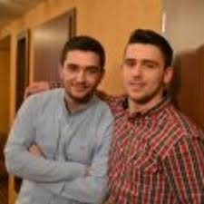 Ademi har representerat finländska ungdomslandslag men bytte 2018 till. Medi Ademi S Stream