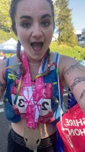 Elizabeth Hopwood's Instagram, Twitter & Facebook