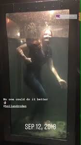 Nonton streaming film follow me (2018) sub indo terlengkap dan terbaru. Holland Roden News On Twitter Holland From Behind The Scenes Of Her Upcoming Movie Follow Me Hollandroden