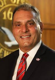 Oyster Bay Looking to Create Town Court