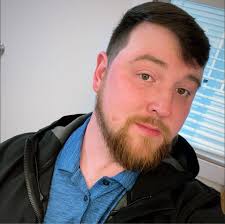 Naked man spotted running in River Falls area