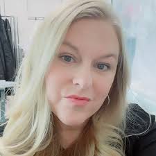 Please help me understand the process. My daughter is starting to get her  acceptances. When does she hear if she's awarded any financial aid from the  school?