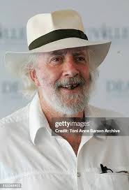 1,087 Robert Towne Photos & High Res Pictures