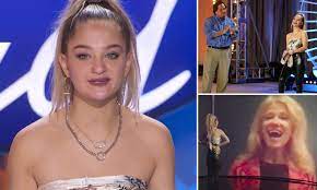 Claudia Conway 16 Tells American Idol Judges Social Media Means Her Voice Is Being Heard Daily Mail Online