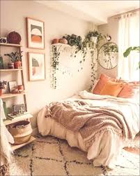 36 Stunning Apartment Bedroom Decor For Couples Look Romantic In 2020 College Bedroom Decor Small Bedroom Ideas For Couples Small Bedroom