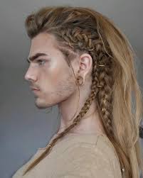 Add clips, pins, and any other accessories on long hair that can build the mohawk silhouette. Long Haired Guys Nils Kuiper