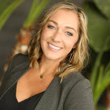 Michelle Vivenzi, Realtor