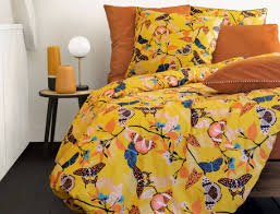De la housse de couette imprimée à la housse de couette unie, en passant par la parure de lit fleurie ou à rayures, nous créons des collections de linge de lit haut de gamme pour faire de votre chambre un endroit douillet, tendance et confortable à la fois. Housse De Couette 260x240 Parure De Couette Qualite Linvosges