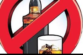 South african police search a local bar in downtown johannesburg in march after sales of alcohol were banned. South Africa Bans Alcohol Sales For Easter Weekend Amid Covid 19 Spike Fears The New Indian Express