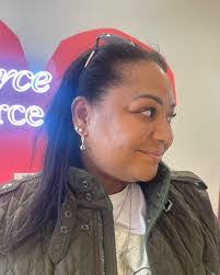 Dawne Gordon's Instagram, Twitter & Facebook