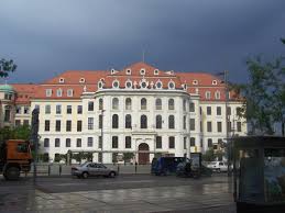 Selbst überweisungen sind hier nicht möglich, ein schalter ist ebenfalls nicht vorhanden. Geschichte Dresdens Wikipedia