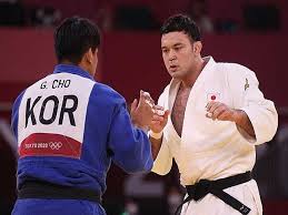 ウルフアロン選手は東京オリンピック柔道100キロ級で見事金メダルに輝いた選手 ですが 実は 嫁とは別居中でスピード離婚 と言われています! Kjexggs4tsdgkm