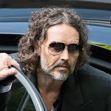 Russell Brand: Ein Leben als Mönch? Niemals!