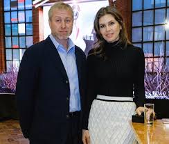 Why roman abramovich bought chelsea, reshaped the club, and is aiding community during according to chelsea director eugene tenenbaum, from roman abramovich buying the football club. Abramovich I Zhukova Snova Nesvobodny Zvezdy Womanhit Ru