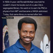 Richard Biggs played Dr. Franklin