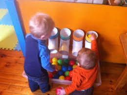 Regular play and physical activity is an essential part of growth and development in preschoolers. Colour Sorting Pipes Barnehage Aktiviteter For Smabarn Aktiviteter For Barn