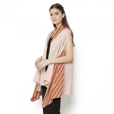 Happy shoppping temukan penawaran terbaik hanya di srikandi batik store online. Gesyal Loose Outer Cardigan Batik Vest Wanita Asimetris Ku Ka