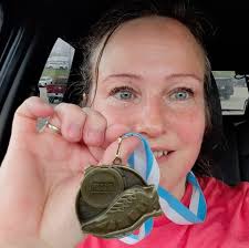 Does anyone need grocery bags in the area?