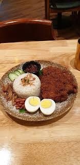 Of course, there's the basic variant with rice, sambal, hard boiled egg, cucumbers, crispy ikan bilis and fried nale the nasi lemak co. Nale The Nasi Lemak Company Shah Alam Restaurant Reviews Photos Phone Number Tripadvisor