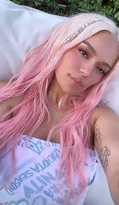 Keysha Wilson's Instagram, Twitter & Facebook