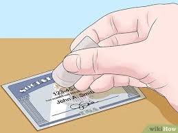 The name on his drivers license is gerald. 3 Ways To Spot A Fake Social Security Card Wikihow