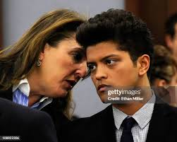 842 fotos e imágenes de alta resolución de Blair Clark