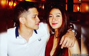 Ketika agnes monica pamer kemesraan dengan seorang pria bernama ronald steven dalam fotonya, rezky aditya justru mulai. Pacar Rezky Aditya Ulang Tahun Netter Doakan Segera Menikah