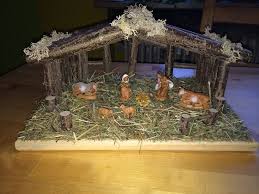 Krippenstall Weihnachtskrippe Selber Bauen Krippe Selber Bauen Weihnachten Basteln Krippe