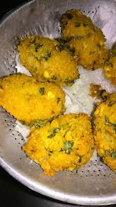 Kuih tradisional melayu lama lebih dikenali dengan nama kuih kacang. Namakucella Kuih Vadai Kacang Dal