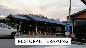 Pantai yang kerap diplesetkan sebagai. Makan Di Restoran Terapung Hm Sri Bagan Sepang Youtube