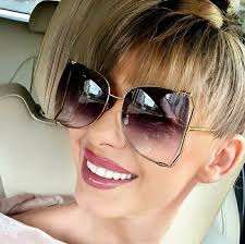 A signature style inspired by contemporary art, Bijoux relies