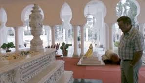 She had affair with the 33rd sultan of perak, malaysia but had to give him up. Coal Merchant 66 Discovers He S First Born Son Of Super Rich Sultan And Could Be Heir To Incredible Wealth Hot World Report