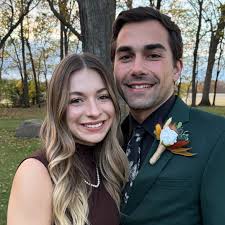 Aaron Berge and Abigail Vander Plaats's Wedding Website