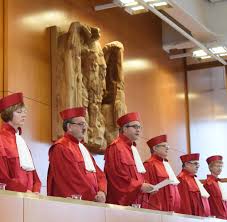 Diese liste enthält im ersten abschnitt alle personen, die seit dessen gründung im jahre 1951 zu richtern des deutschen bundesverfassungsgerichts berufen wurden. Die Geschichte Des Bundesverfassungsgerichts In Bildern Bilder Fotos Welt