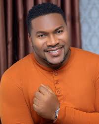 Elvis Chucks (@elvischucks) · Instagram 照片和视频