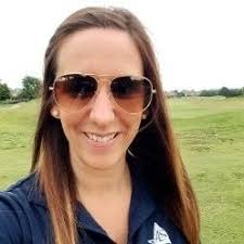 Kelly Killinger's Instagram, Twitter & Facebook