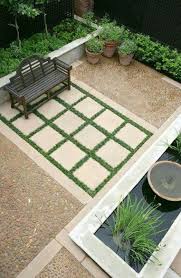Pin By Szuszanna On Dvory Garden Design Outdoor Gardens Small Garden
