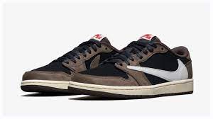 Ahead of one of his recent shows for the astroworld: Slava Vjestina Sjeverni Jordan Low Travis Scott Goldstandardsounds Com