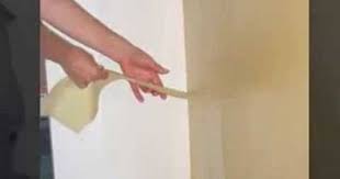 How To Remove Vinyl Wallpaper Without A Scoring Tool