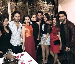 Kapor Cousins Bollywood Kareena Kapoor Khan Beautiful Actresses