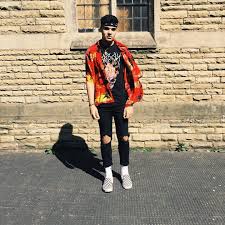 45 Authentic Grunge Style Comfortable And Original Outfits For Men 80s 90s oversize collarless soft denim shirt! 45 authentic grunge style comfortable