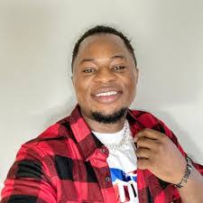 Vonda Ray's Instagram, Twitter & Facebook