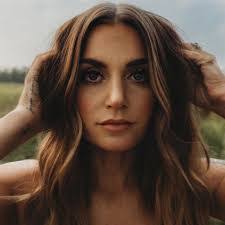 Christine Rudd's Instagram, Twitter & Facebook