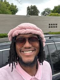 Hi I'm jasmine I'm transferring from University of North Texas to SCAD  Atlanta this fall. I'm looking for a place in a good neighborhood with  female student roommates and within my budget