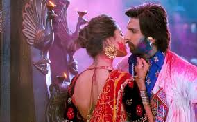 Every One Watch Ramleela Movie Number Of Times Because Of The This Couple Deepika Padukone Ranveer Singh Kissing S Deepika Padukone Ranveer Singh Leela Movie